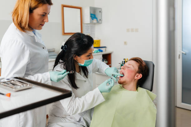 Best Dentist for Tooth Abscess  in Lmyra, PA